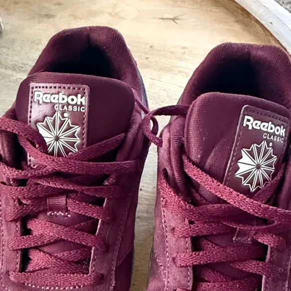 Reebok Classic Maroon Sneakers - Picture 2 of 7